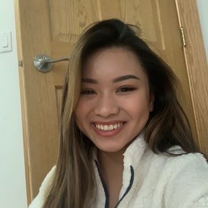 Meet your Posher, Mia